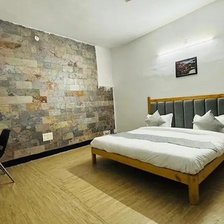 The Royal Villa-3